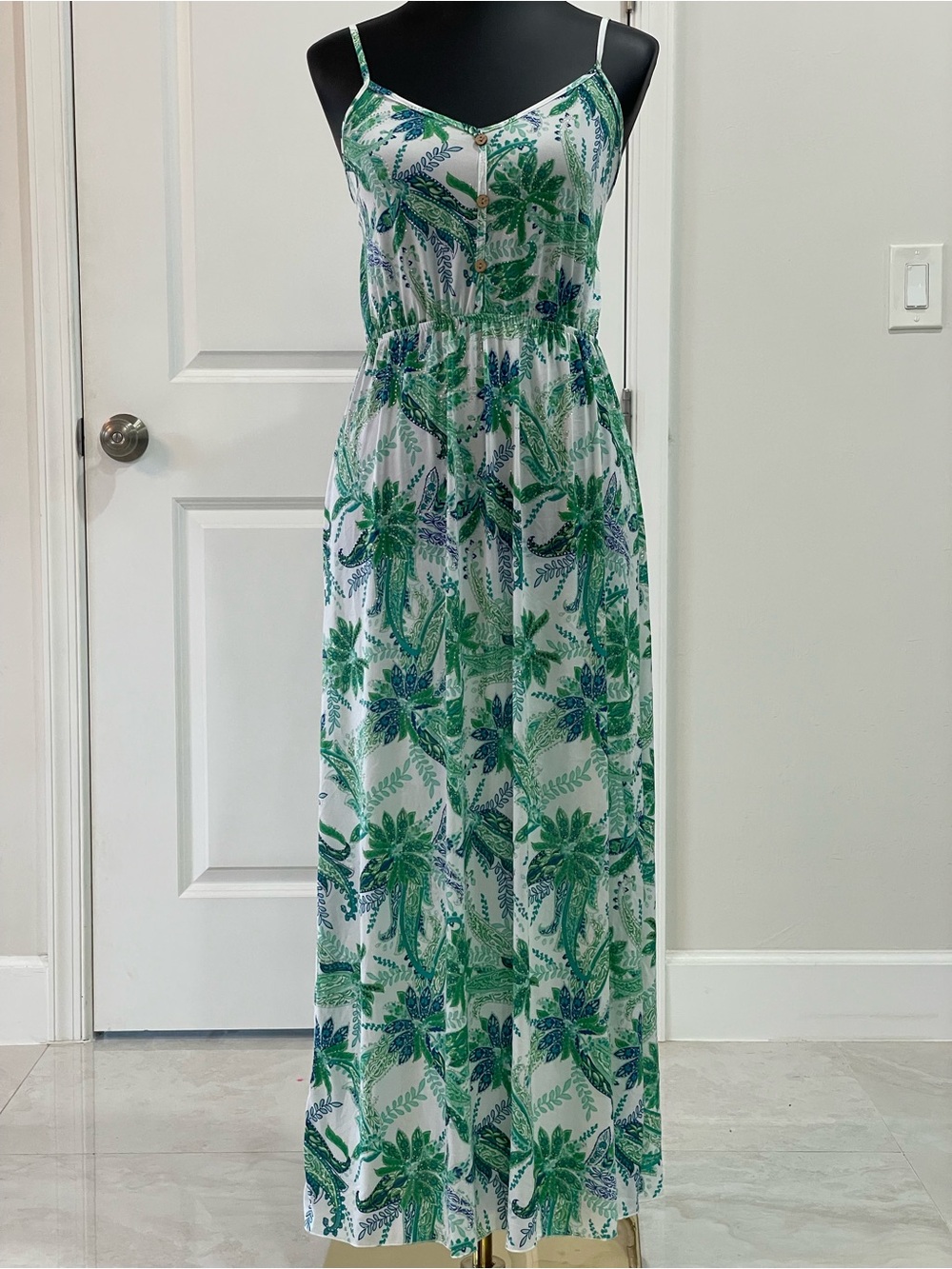 GM Fashion Tropical Palm Glitter Shimmer V-Neck Maxi Dress Size Small